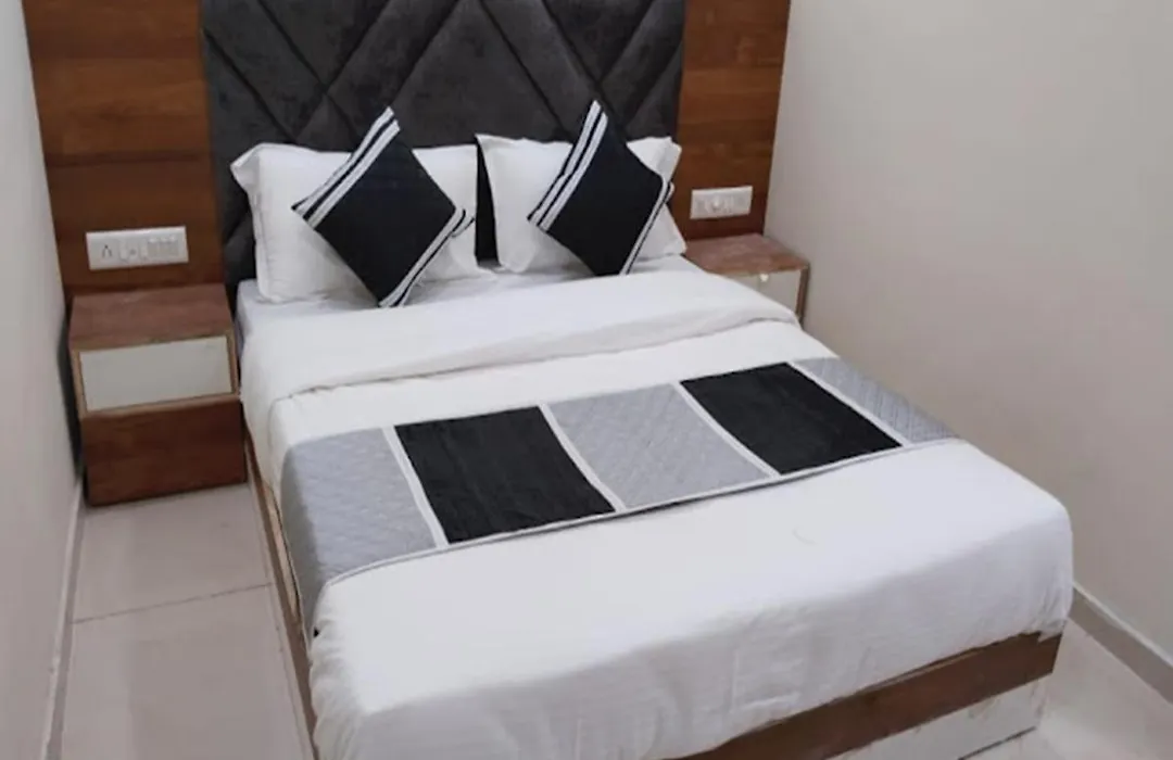 Galaxy Inn Hotel-1